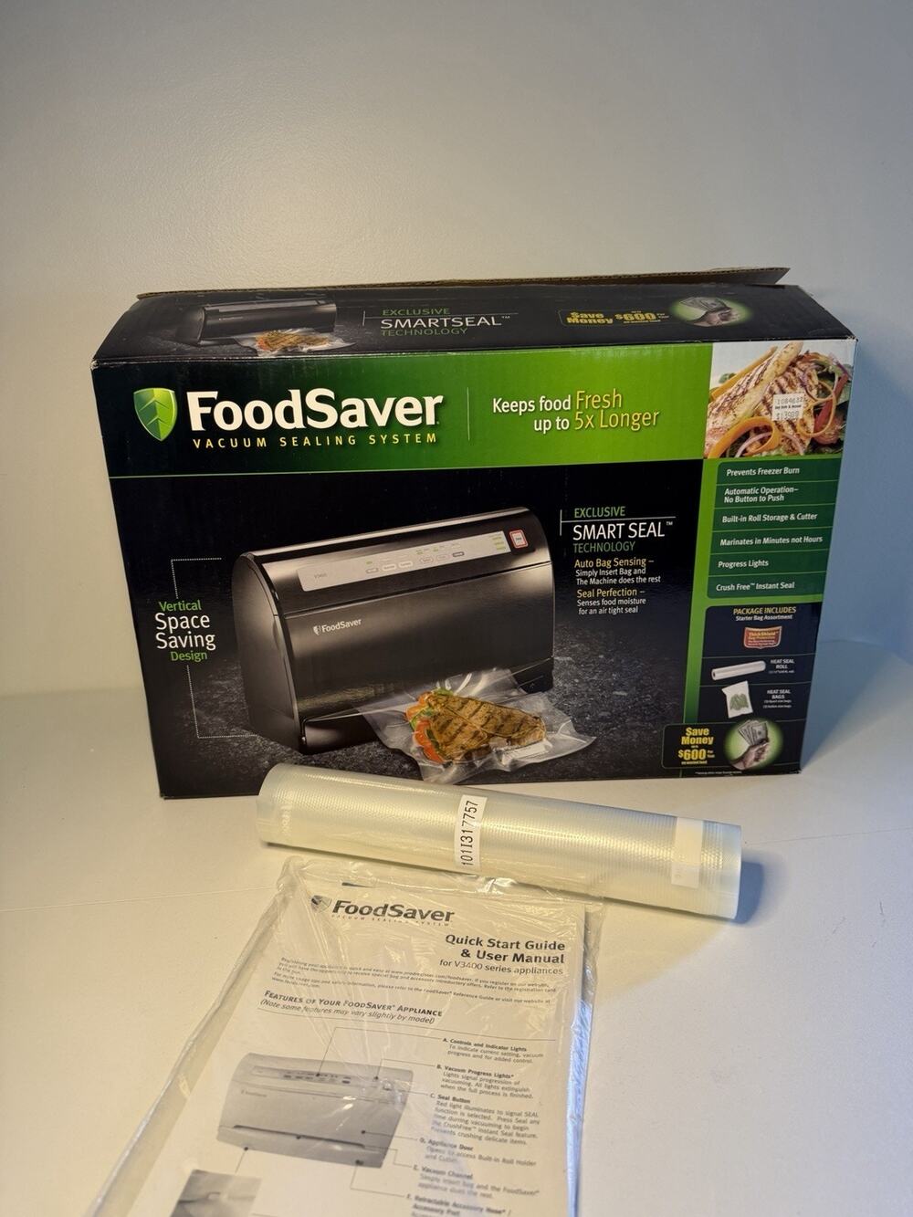 FoodSaver V3460 Space Saving Sealing Easy Use Automatic Vacuum Sealer NEW w Bags